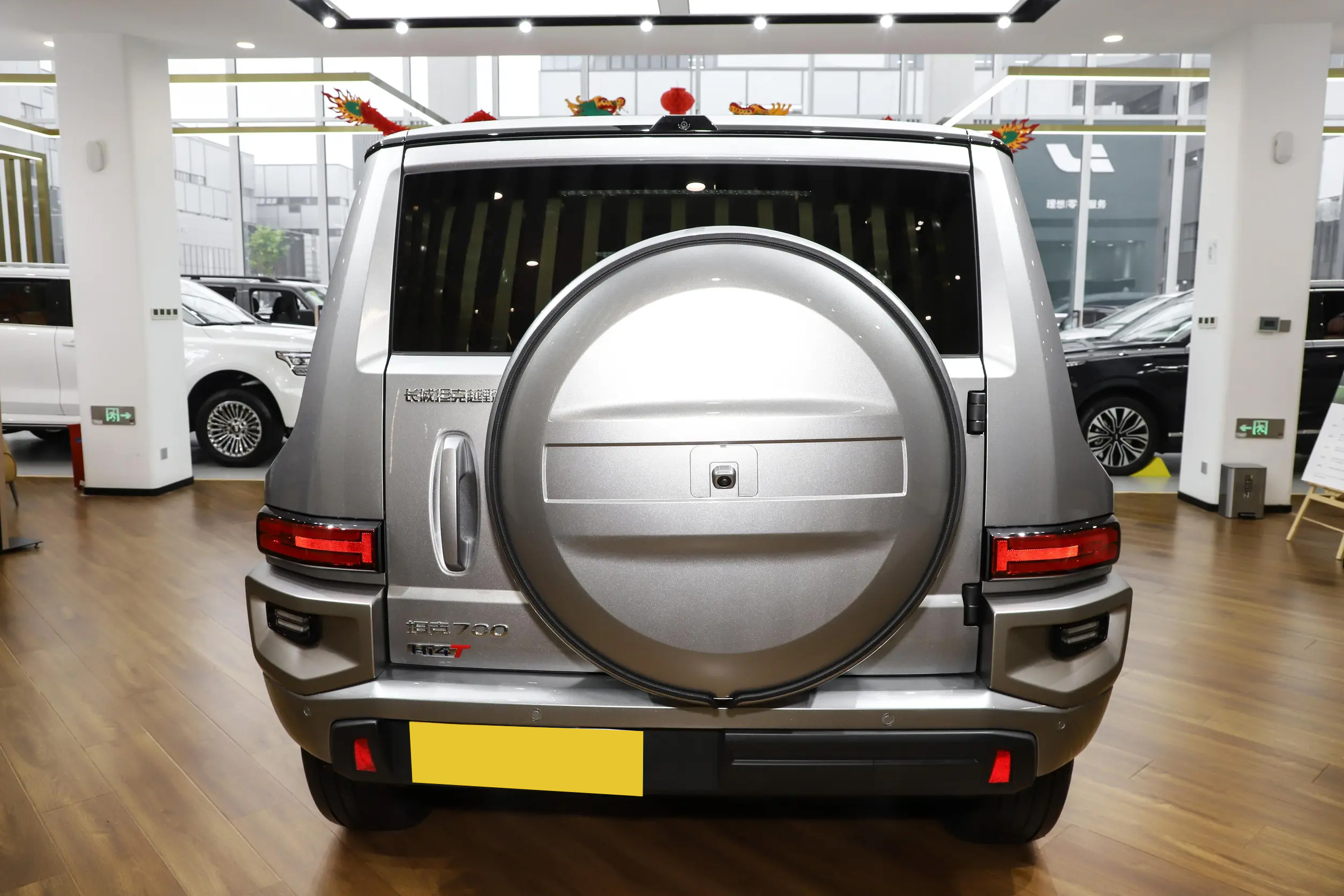 Tank 700 - SUV, PHEV — изображение 11