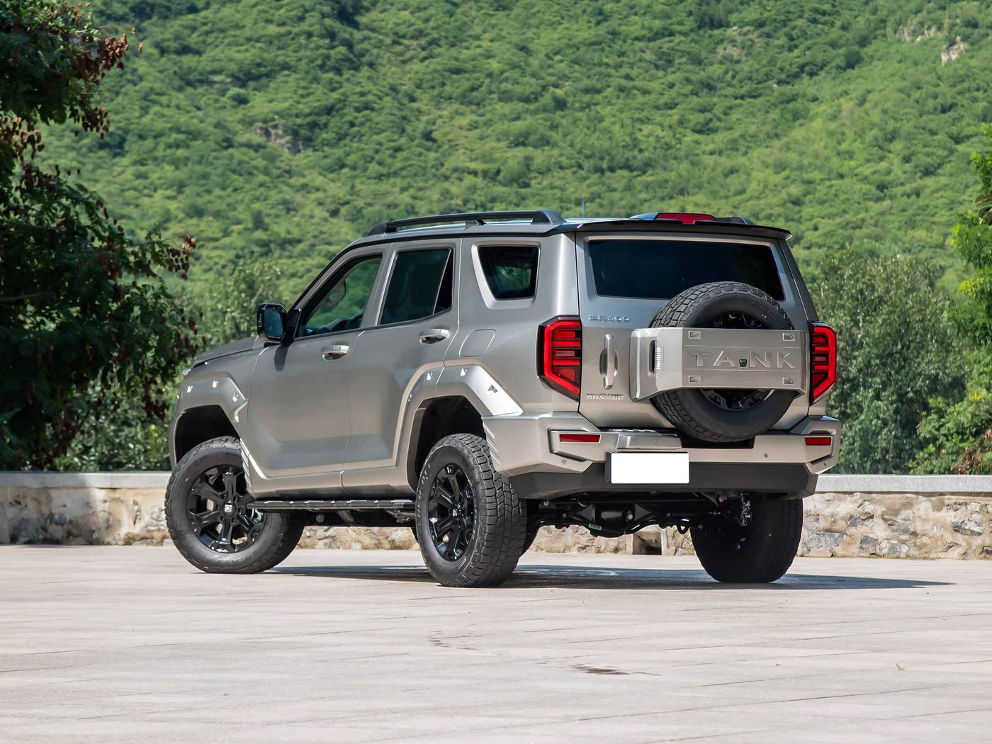 Tank 400-SUV, PHEV, Diesel — изображение 5