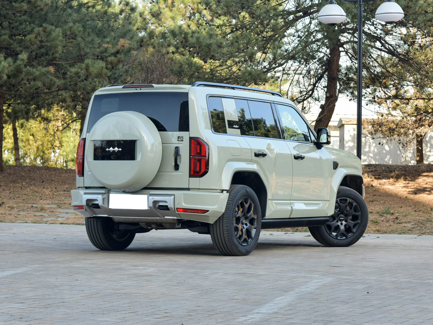 BYD Formula Leopard 5 /DENZA B5 - SUV, PHEV — изображение 4