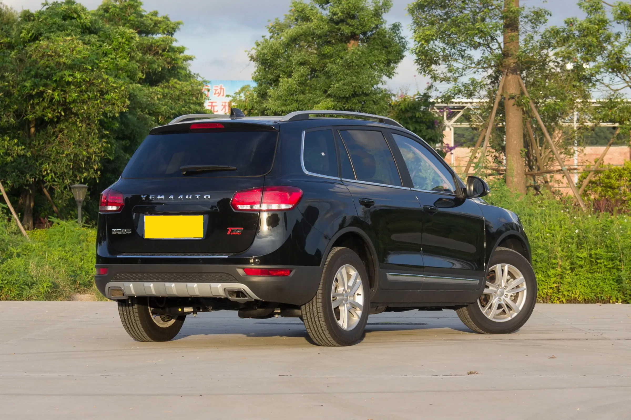 YEMA T70 - SUV, Gasoline , Petrol — изображение 5