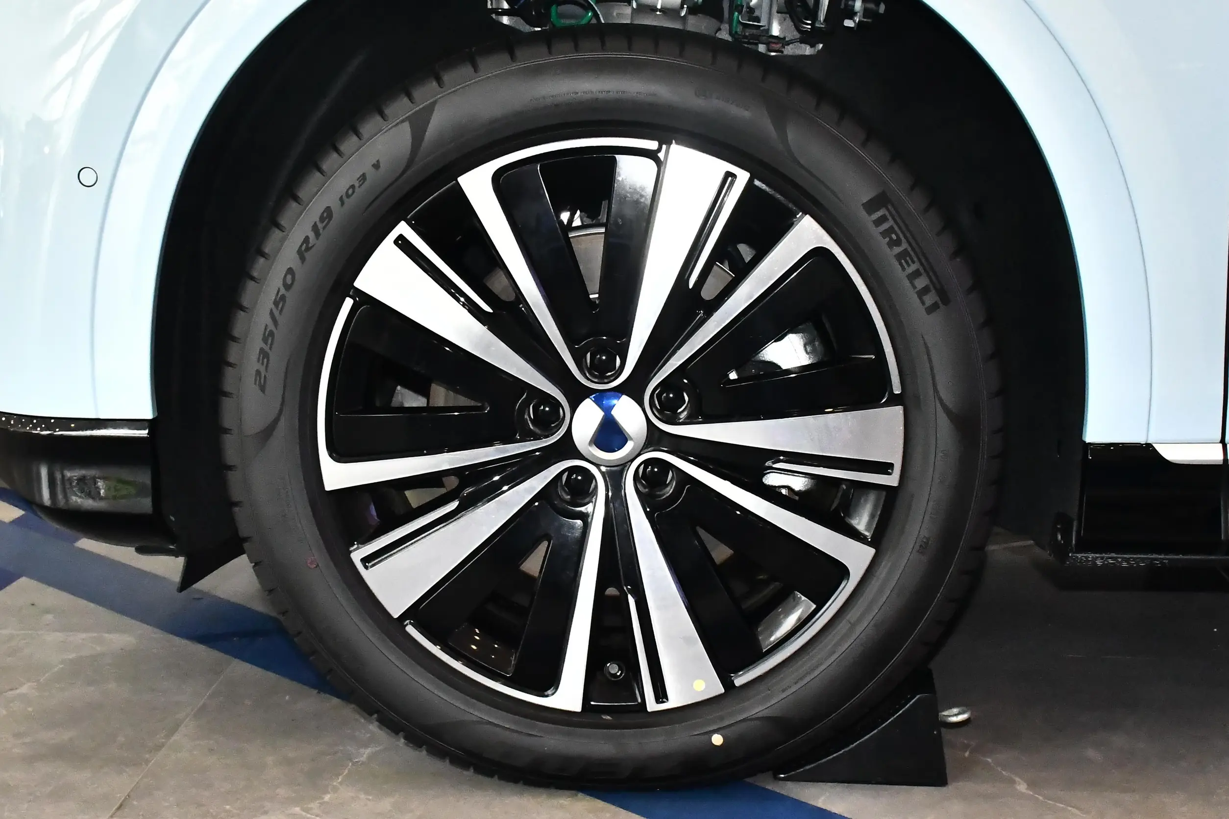 BYD Denza N7 EV - SUV, EV — изображение 13