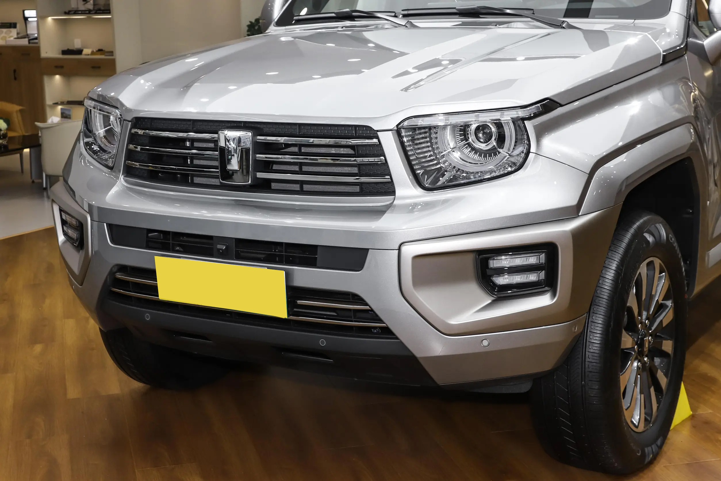 Tank 700 - SUV, PHEV — изображение 7