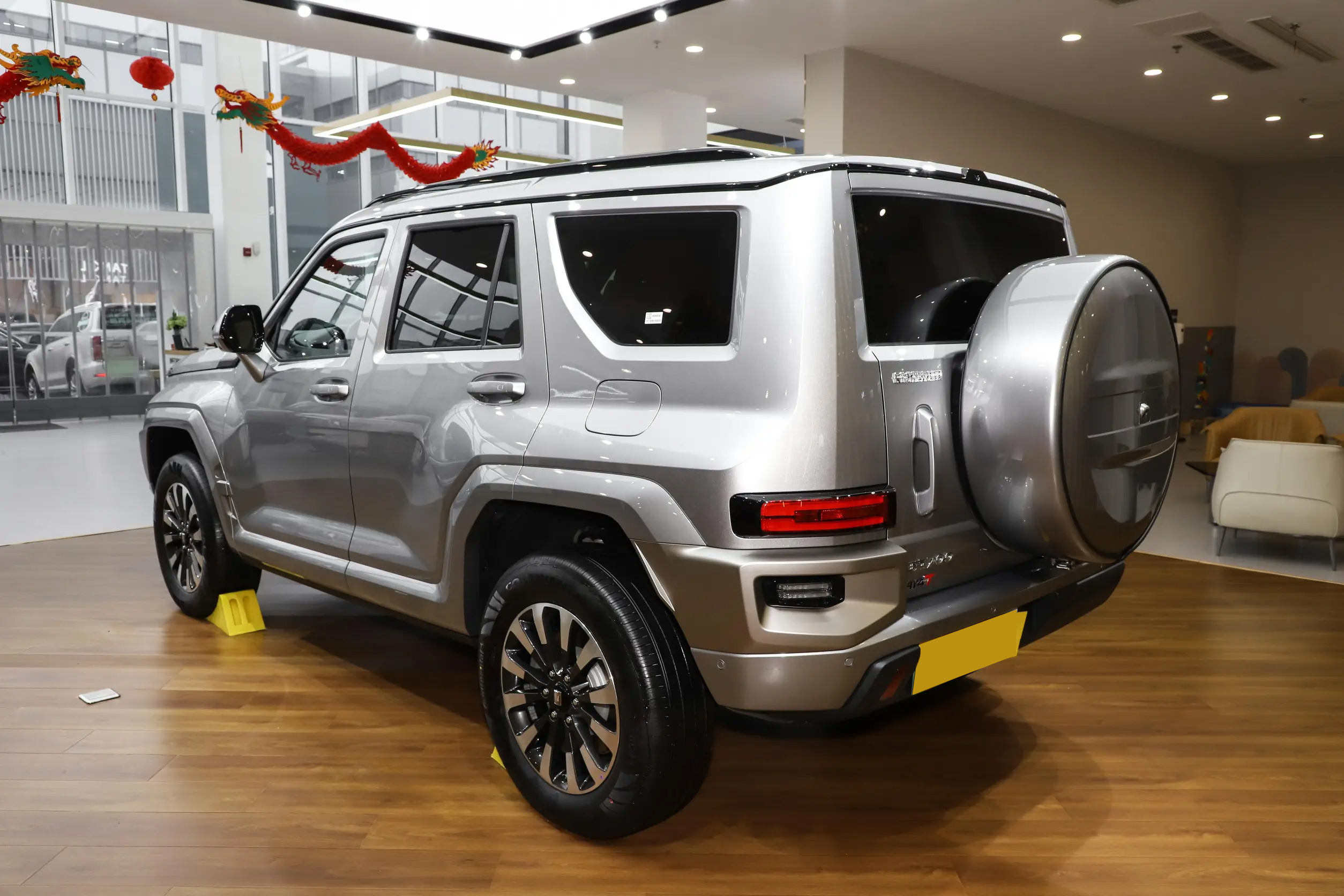 Tank 700 - SUV, PHEV — изображение 6