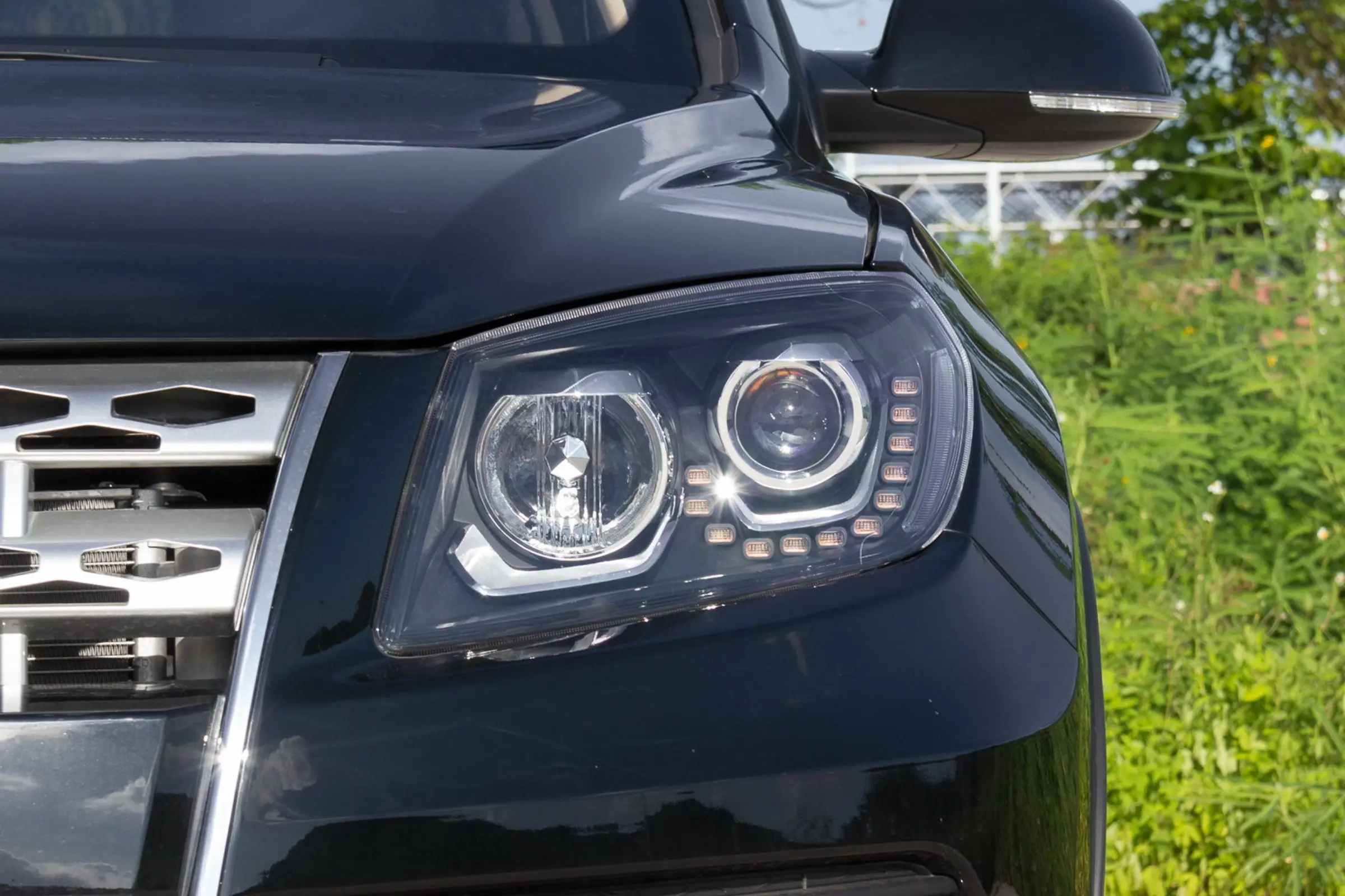 YEMA T70 - SUV, Gasoline , Petrol — изображение 9