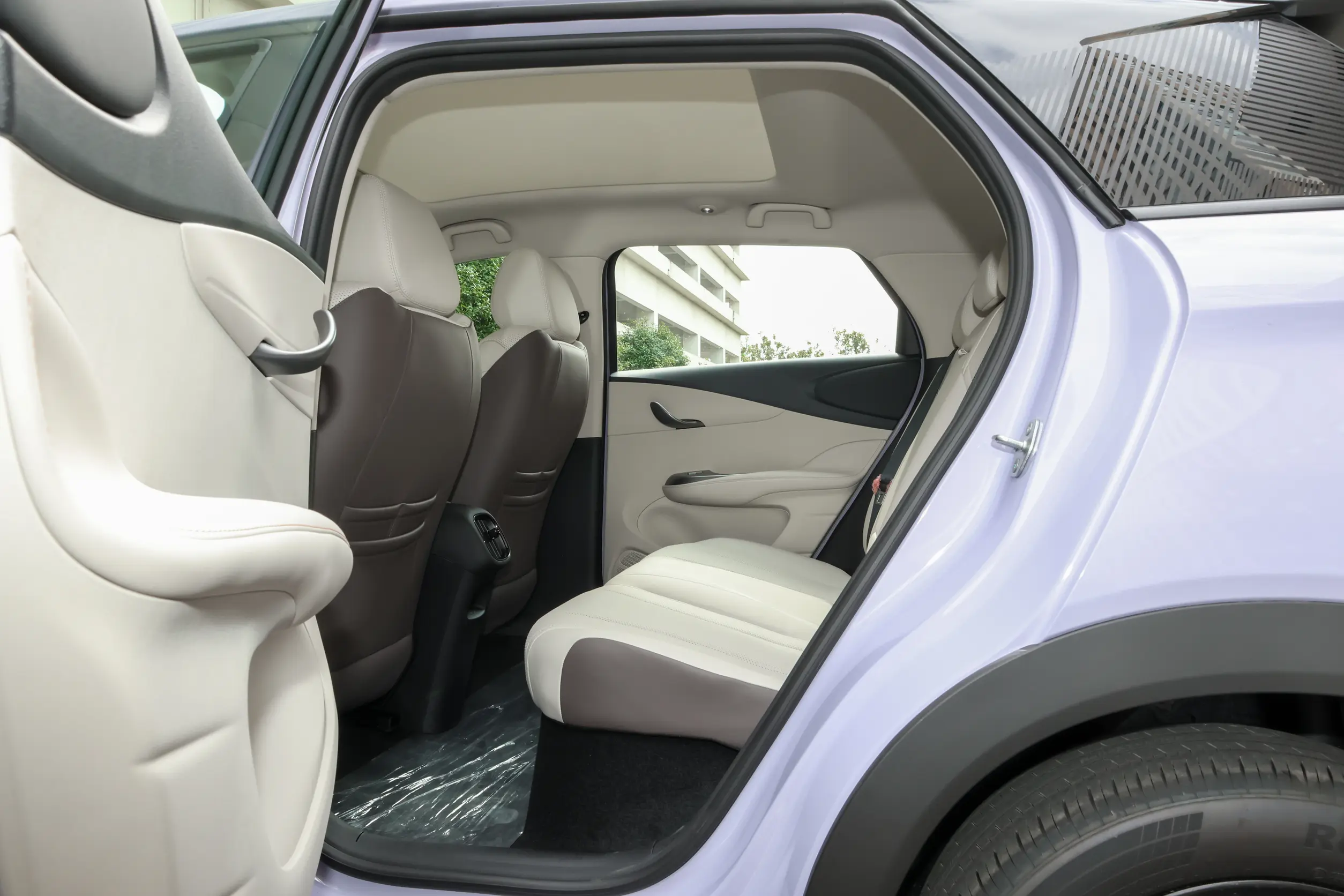 BYD Dolphin – Hatchback, EV — изображение 14