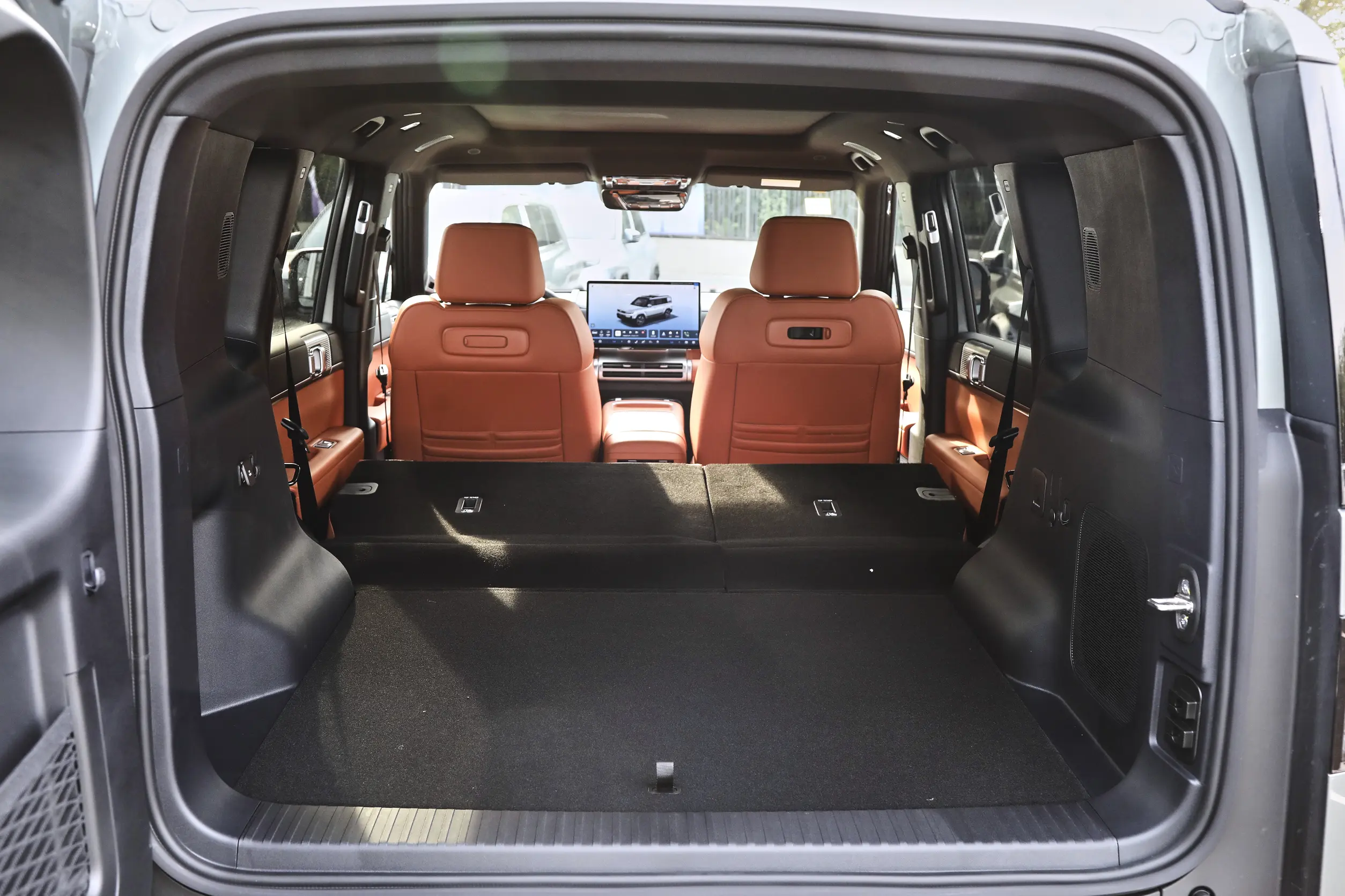 BYD Leopard Titanium 7 TAI7 - SUV, PHEV — изображение 15