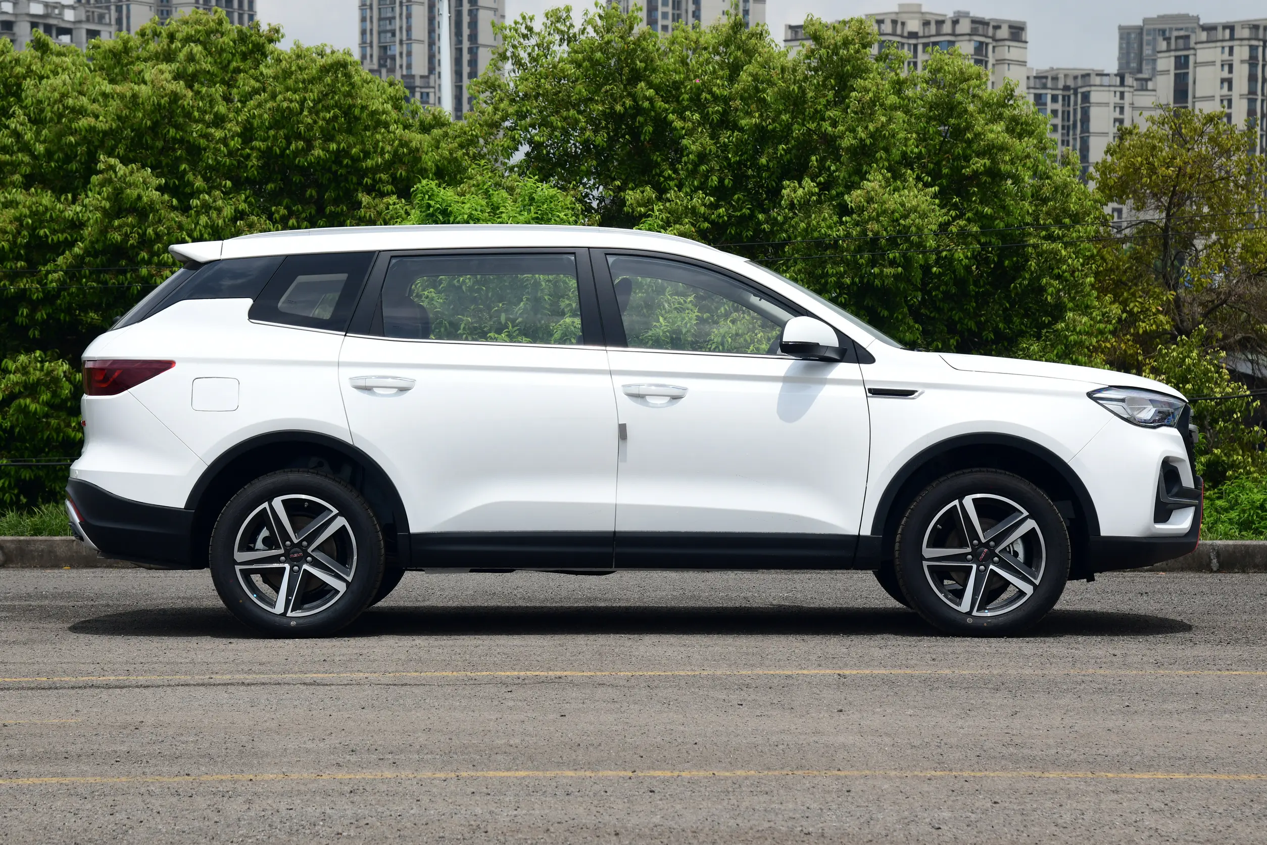 VGV U70PLUS - SUV, Gasoline — изображение 11