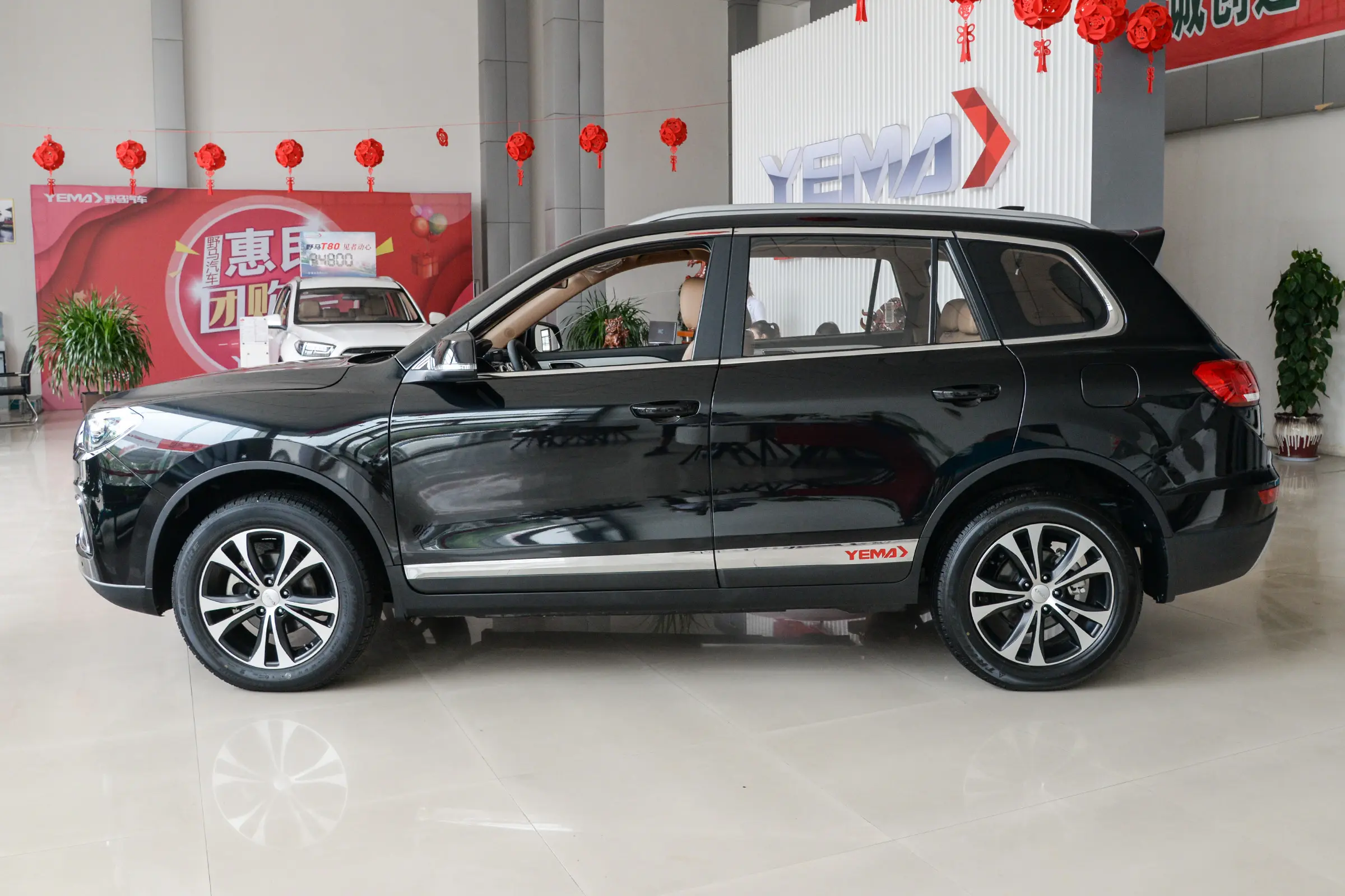 YEMA T80 - SUV, Gasoline , Petrol — изображение 5