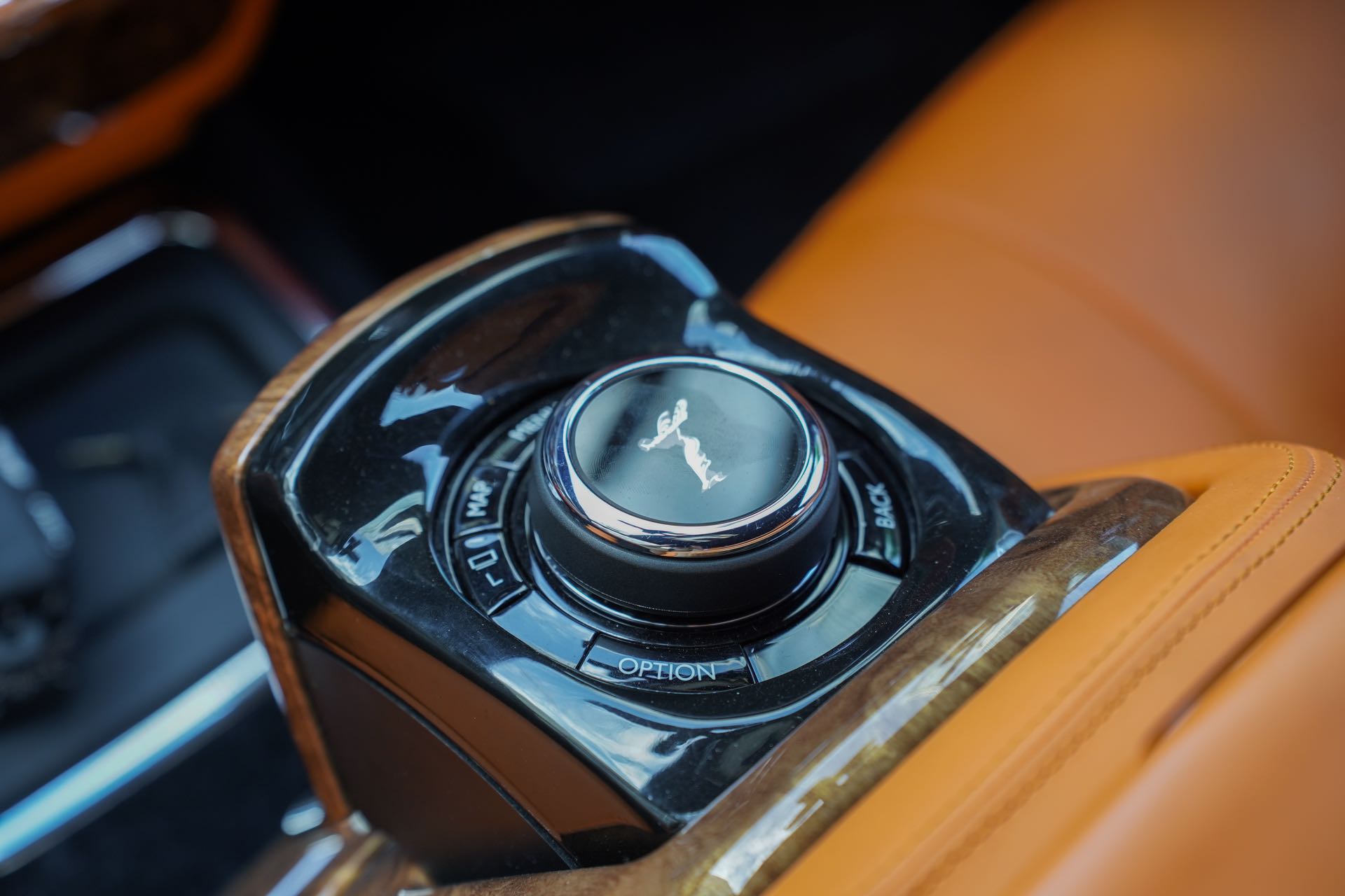 Rolls-Royce Phantom (Extended Wheelbase) — изображение 17