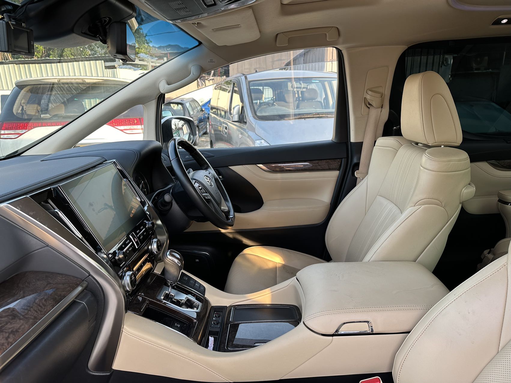 Alphard (30-Series) — изображение 9