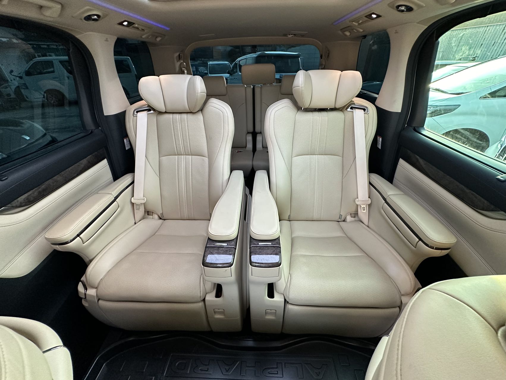 Alphard (30-Series) — изображение 14