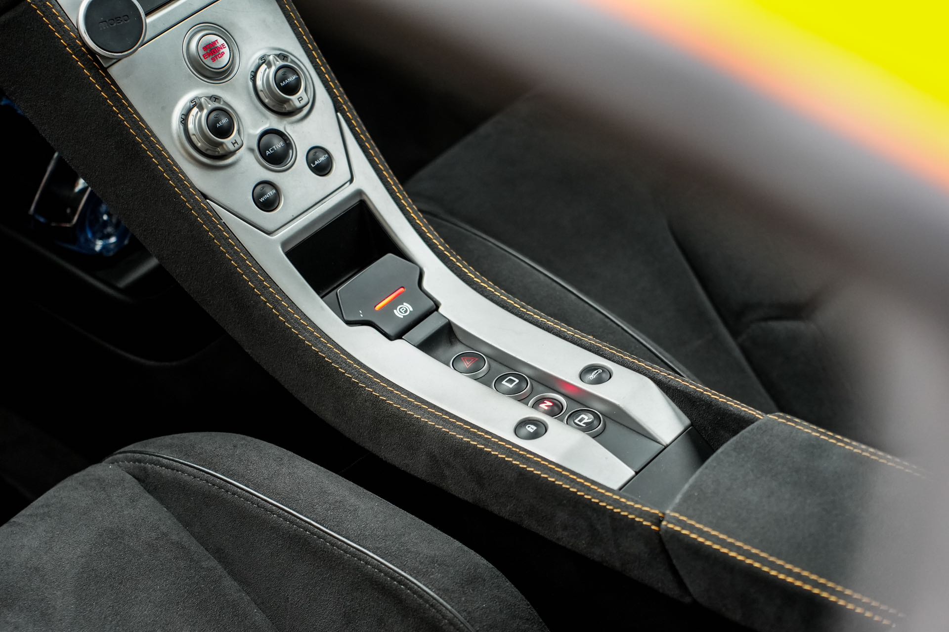 McLaren 650S — изображение 17